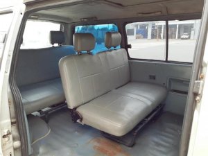 Toyota Van 1990 - Cần bán lại xe Toyota Van đời 1990, màu bạc, nhập khẩu nguyên chiếc, 60tr