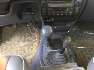 Toyota Hilux GL 2005 - Bán ô tô Toyota Hilux GL 2005, máy dầu, xe nhập, 2 cầu.