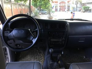 Toyota Hilux GL 2005 - Bán ô tô Toyota Hilux GL 2005, máy dầu, xe nhập, 2 cầu.