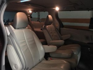 Toyota Sienna 2012 - Cần bán Toyota Sienna năm 2012, màu đỏ, nhập khẩu