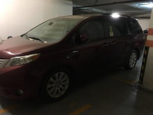 Toyota Sienna 2012 - Cần bán Toyota Sienna năm 2012, màu đỏ, nhập khẩu