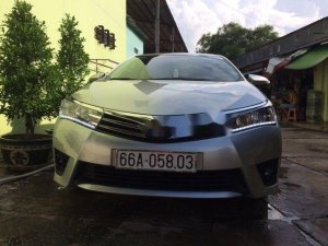 Toyota Corolla Altis 2017 - Bán ô tô Toyota Corolla altis sản xuất 2017, màu bạc 