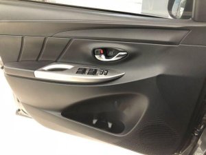 Toyota Yaris Verso G  2015 - Bán ô tô Toyota Yaris Verso G đời 2015, màu đen, 576 triệu