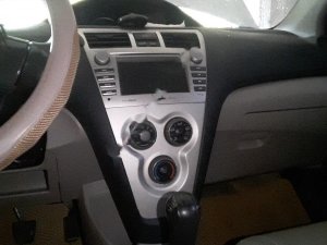 Toyota Vios E 2008 - Cần bán xe Toyota Vios E năm sản xuất 2008, màu bạc, 318 triệu