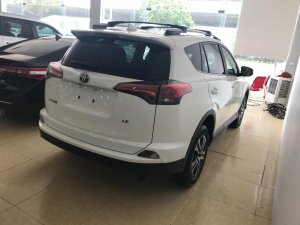 Toyota RAV4 LE 2017 - Bán Toyota RAV4 LE xuất Mỹ sản xuất 2017, đăng ký 2018