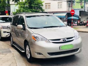 Toyota Sienna Limited  2014 - Cần bán lại xe Toyota Sienna Limited đời 2014, màu bạc, xe nhập xe gia đình, giá chỉ 660 triệu