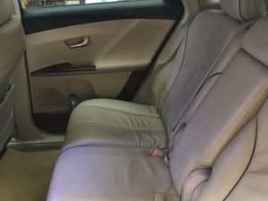 Toyota Venza 2010 - Cần bán lại xe Toyota Venza 2010, màu đen chính chủ giá cạnh tranh