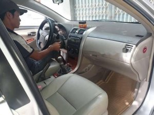 Toyota Corolla Altis  G MT 2010 - Cần bán xe Toyota Corolla Altis 2010, màu bạc, giá chỉ 438 triệu