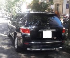 Toyota Highlander  Limited 2012 - Bán Toyota Highlander sản xuất năm 2012, màu đen ít sử dụng