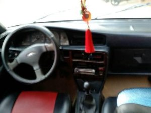 Toyota Carina 1989 - Cần bán lại xe Toyota Carina đời 1989, màu bạc, giá tốt