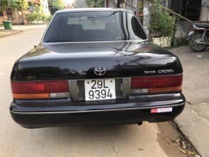 Toyota Crown 1995 - Bán xe Toyota Crown sản xuất 1995, màu đen 