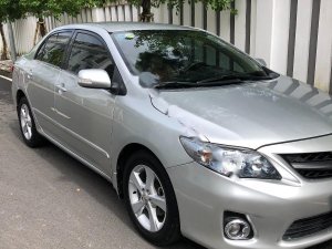 Toyota Corolla Altis 2.0 2010 - Bán xe Toyota Corolla altis 2.0 đời 2010, màu bạc như mới 