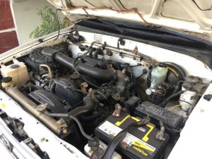 Toyota Hilux 2.8L 4x4 MT 2000 - Salon Auto Quang Dũng bán Toyota Hilux máy dầu, 2 cầu sản xuất 2000