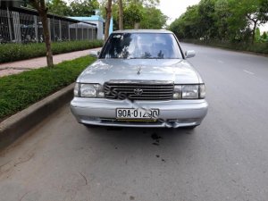 Toyota Crown MT 1992 - Cần bán Toyota Crown MT năm 1992, màu bạc, nhập khẩu 