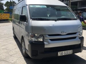 Toyota Hiace 2.7 2016 - Cần bán Toyota Hiace 2.7 đời 2016, màu bạc, nhập khẩu nguyên chiếc 