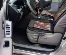 Toyota Highlander   2.4L. 2005 - Cần bán xe Toyota Highlander 2.4L. đời 2005, màu bạc, giá chỉ 500 triệu