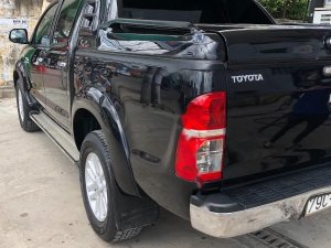 Toyota Hilux 3.0G 4x4 MT 2014 - Bán xe Toyota Hilux 3.0G 4x4 MT đời 2014, màu đen, nhập khẩu, chính chủ, giá 540tr