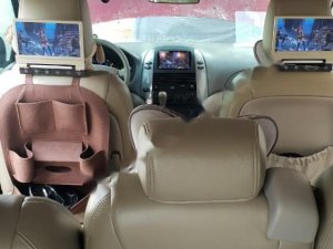 Toyota Sienna LE 3.5 2010 - Cần bán gấp Toyota Sienna LE 3.5 sản xuất 2010, màu đỏ, nhập khẩu, giá tốt