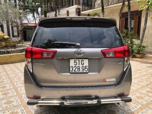 Toyota 4 Runner 2017 - Cần bán gấp Toyota 4 Runner sản xuất năm 2017, màu bạc