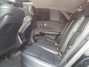 Toyota Avalon  Hybrid Limited  2015 - Bán xe Toyota Avalon Hybrid sản xuất năm 2015, màu đen, nhập khẩu nguyên chiếc