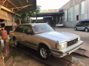 Toyota Crown   Royal Saloon  1985 - Cần bán lại xe Toyota Crown Royal Saloon năm sản xuất 1985, màu bạc đẹp như mới