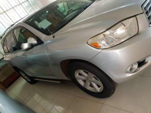 Toyota Highlander 2007 - Cần bán gấp Toyota Highlander năm 2007, màu bạc, xe nhập