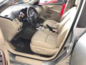 Toyota Corolla Altis 2.0 2011 - Cần bán gấp Toyota Corolla altis năm sản xuất 2011, màu xám