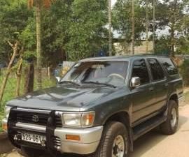 Toyota 4 Runner 1990 - Bán Toyota 4 Runner đời 1990, màu bạc, xe nhập giá cạnh tranh