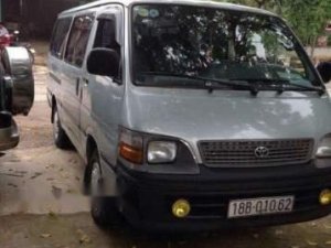 Toyota Hiace   2001 - Cần bán xe Toyota Hiace 2001, màu bạc