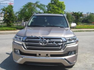 Toyota Land Cruiser VX 4.6 V8 2016 - Chiến Hòa Auto bán Toyota Land Cruiser VX 4.6 V8 2016, màu vàng cát, nhập khẩu