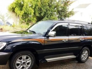 Toyota Land Cruiser 2003 - Cần bán gấp Toyota Land Cruiser sản xuất 2003, màu đen, 550tr