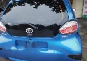 Toyota Aygo 2013 - Cần bán lại xe Toyota Aygo đời 2013, màu xanh lam số tự động, giá 315tr
