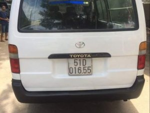 Toyota Van 2004 - Cần bán gấp Toyota Van đời 2004, màu trắng, xe nhập