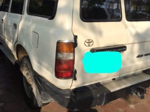 Toyota Land Cruiser 1985 - Cần bán xe Toyota Land Cruiser năm 1985, màu trắng, nhập khẩu nguyên chiếc số sàn, 132 triệu