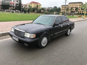 Toyota Crown 3.0 1993 - Bán Toyota Crown 3.0 đời 1993, màu đen số tự động, 260tr