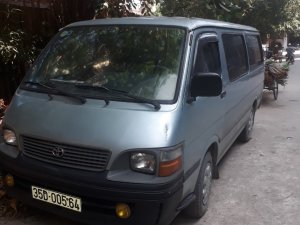 Toyota Hiace 2002 - Bán xe Toyota Hiace 2002, màu xám, nhập khẩu