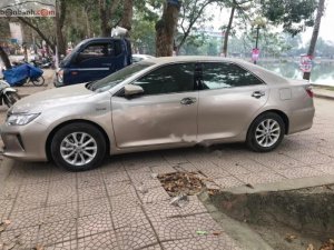 Toyota Camry 2.0E 2015 - Cần bán lại xe Toyota Camry 2.0E năm 2015 chính chủ