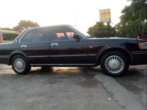 Toyota Crown 1993 - Cần bán lại xe Toyota Crown đời 1993, màu đen, giá chỉ 150 triệu