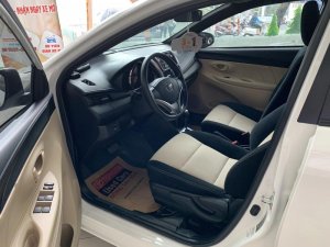 Toyota Yaris Verso E 2015 - Bán Toyota Yaris E sản xuất 2015, màu trắng, số tự động