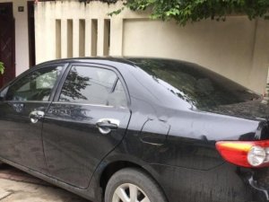 Toyota Corolla Altis 2011 - Cần bán xe Toyota Corolla altis đời 2011, màu đen, giá tốt