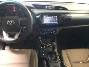 Toyota Hilux 2018 - Bán ô tô Toyota Hilux đời 2018, màu xám, nhập khẩu nguyên chiếc