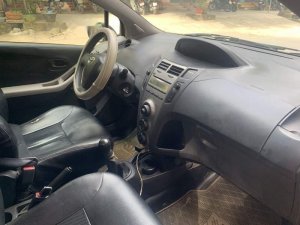 Toyota Yaris   1.0MT  2010 - Chính chủ bán Toyota Yaris 1.0MT 2010, màu đỏ, xe nhập