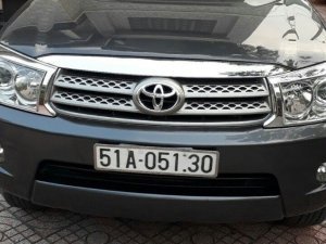 Toyota 4 Runner 2011 - Bán xe Toyota Fortuner số tự động, 7 chỗ, mới 80% - Giá chỉ 600 triệu. Gọi ngay: 093 282 0747