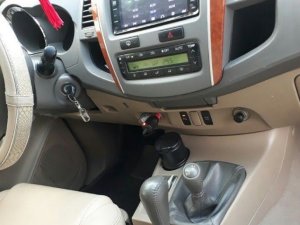 Toyota 4 Runner 2011 - Bán xe Toyota Fortuner số tự động, 7 chỗ, mới 80% - Giá chỉ 600 triệu. Gọi ngay: 093 282 0747