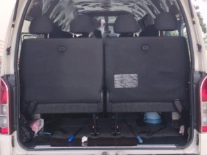 Toyota Hiace 2012 - Bán xe Toyota Hiace năm sản xuất 2012, màu trắng, nhập khẩu Nhật Bản như mới, giá 474tr