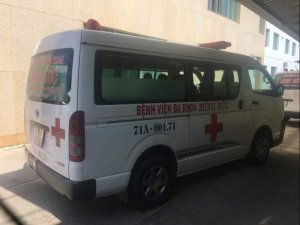 Toyota Hiace 2005 - Thanh lý xe cứu thương Toyota Hiace đời 2005