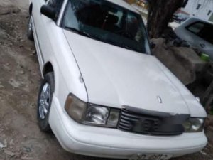 Toyota Crown 1992 - Bán Toyota Crown năm 1992, màu trắng, giá chỉ 60 triệu