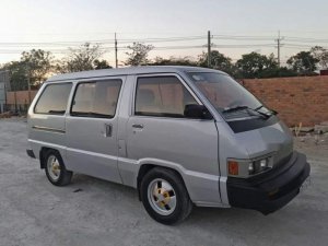 Toyota Van 1984 - Cần bán lại xe Toyota Van năm 1984, màu bạc, nhập khẩu  