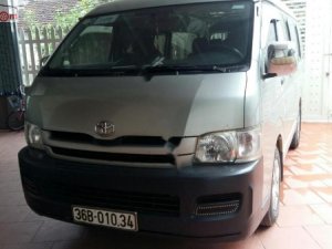 Toyota Hiace 2.5 2008 - Bán Toyota Hiace 2.5 đời 2008, màu xanh, chính chủ 