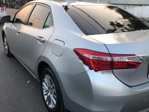 Toyota Corolla Altis 1.8 G 2016 - Bán Toyota Corolla altis 1.8 G năm sản xuất 2016, màu bạc  